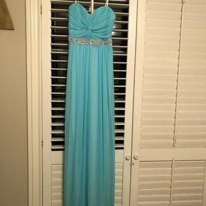 Prom or homecoming gown. Strapless